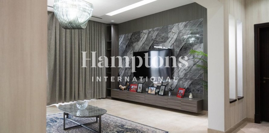 Villa en Mohammed Bin Rashid City, Dubai, 6 dormitorios, 1581.1 m², № 70923