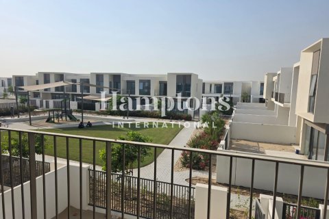 Снять в аренду таунхаус в Al Manara, Jumeirah Village Triangle, Дубай: 3 спальни, 173.99988676м², № 70924 - фото 7