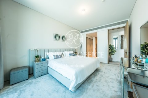 Apartamento en Jumeirah Beach Residence, Dubai, 2 dormitorios, 137.03006694 m², № 70921 - foto 11