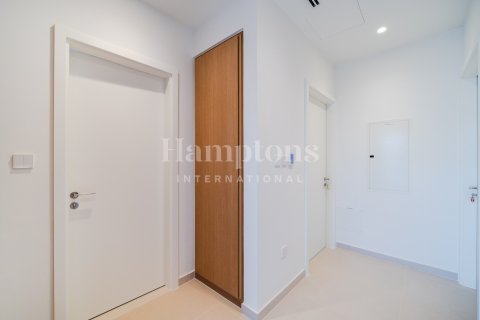 Adosado en Dubai South (Dubai World Central), Dubai, 4 dormitorios, 231.00981271 m², № 70922 - foto 9