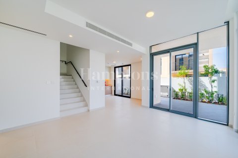 Adosado en Dubai South (Dubai World Central), Dubai, 4 dormitorios, 231.00981271 m², № 70922 - foto 16