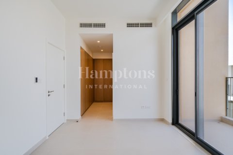 Adosado en Dubai South (Dubai World Central), Dubai, 4 dormitorios, 231.00981271 m², № 70922 - foto 3