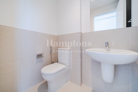 Adosado en Dubai South (Dubai World Central), Dubai, 4 dormitorios, 231.00981271 m², № 70922 - foto 15