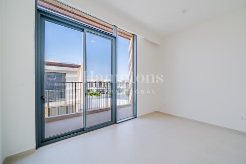 Adosado en Dubai South (Dubai World Central), Dubai, 4 dormitorios, 231.00981271 m², № 70922 - foto 2