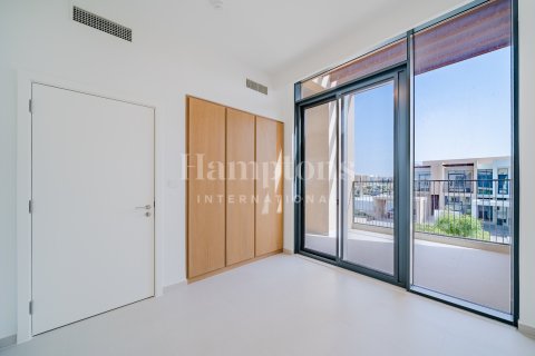 Adosado en Dubai South (Dubai World Central), Dubai, 4 dormitorios, 231.00981271 m², № 70922 - foto 10