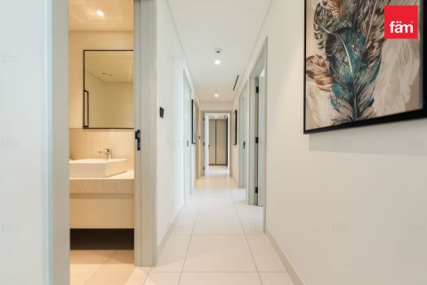 Apartment in Dubai Harbour, Dubai 3 bedrooms, 163.2 sq.m. № 118278 - photo 16