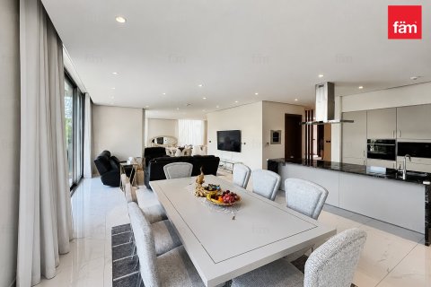 Villa in Al Furjan, Dubai 6 bedrooms, 612.3 sq.m. № 118274 - photo 7