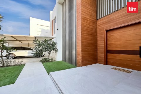 Villa in Al Furjan, Dubai 6 bedrooms, 612.3 sq.m. № 118274 - photo 25