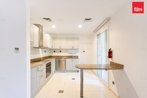Villa en Dubai, 3 dormitorios, 254.8 m², № 118280 - foto 18