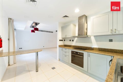 Villa en Dubai, 3 dormitorios, 254.8 m², № 118280 - foto 13