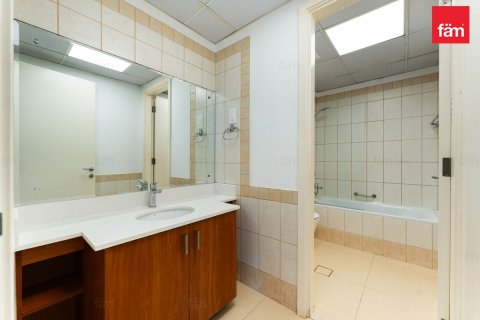 Villa en Dubai, 3 dormitorios, 254.8 m², № 118280 - foto 14