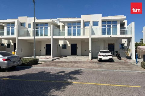 Maison de ville à Dubai, 3 chambres, 112.2 m², № 110143 - photo 11