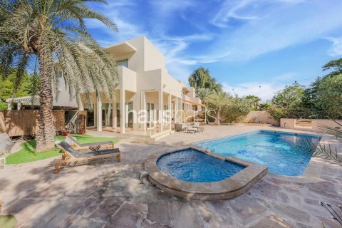 Villa à Arabian Ranches, Dubai, 5 chambres, 390 m², № 44001 - photo 2