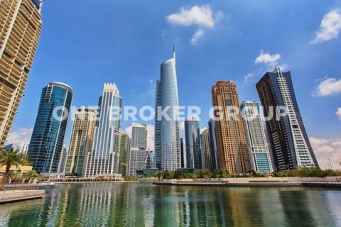 Apartment in Jumeirah Lake Towers, Dubai 2 bedrooms, 126.5 sq.m. № 803 - photo 1