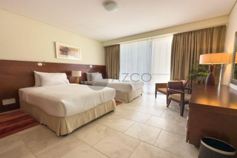 Apartamento en Jumeirah Beach Residence, Dubai, 3 dormitorios, 240 m², № 37635 - foto 7
