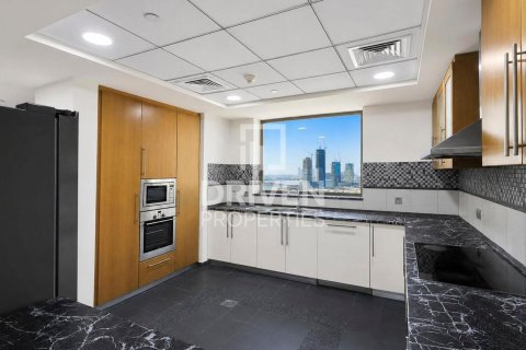 Apartment in Murjan, Jumeirah Beach Residence, Dubai 4 bedrooms, 288.46 sq.m. № 128114 - photo 16