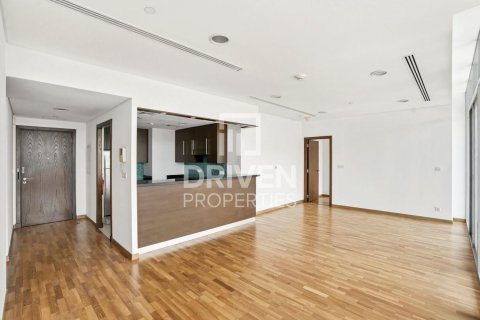 Apartment in DIFC, Dubai 3 bedrooms, 188.04 sq.m. № 128122 - photo 5