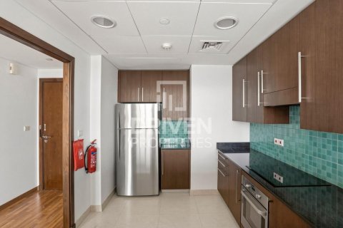 Apartment in DIFC, Dubai 3 bedrooms, 188.04 sq.m. № 128122 - photo 12