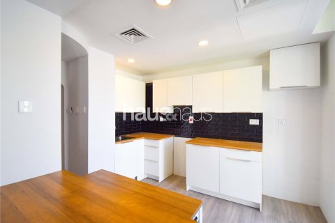Adosado en The Springs, Dubai, 2 dormitorios, 157 m², № 43634 - foto 3