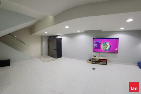 Вилла в Дубае, 3 спальни, 170.2м², № 99531