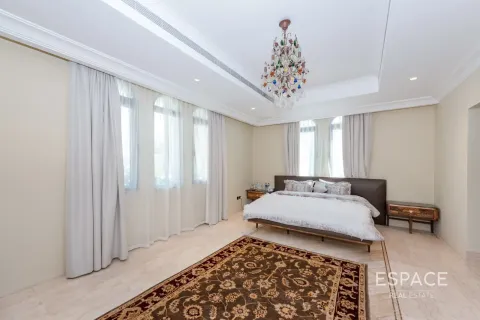 Villa à Palm Jumeirah, Dubai, 6 chambres, 650 m², № 122502 - photo 5