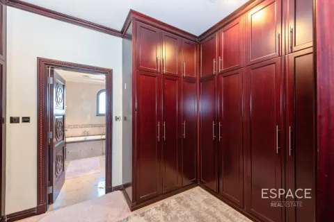Villa à Palm Jumeirah, Dubai, 6 chambres, 650 m², № 122502 - photo 12