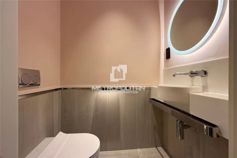 Apartment in Business Bay, Dubai 44 sq.m. № 73693 - photo 16