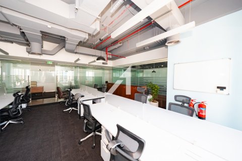Снять в аренду офис в Дубае: 344.4м², № 72059 - фото 8