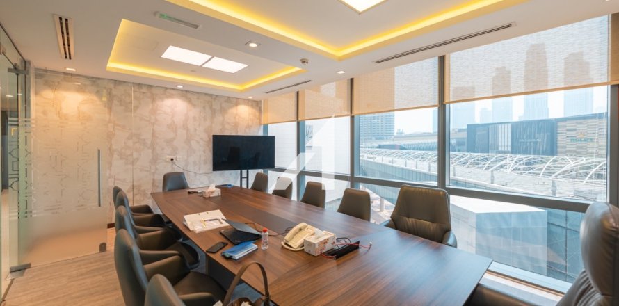 Офис в Дубае, 591.2м², № 72058