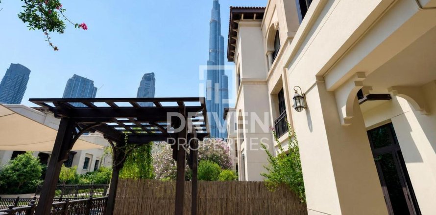 Apartamento en Downtown Dubai (Downtown Burj Dubai), Dubai, 1 dormitorio, 141.4 m², № 134340