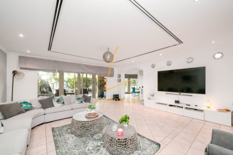 Adosado en Green Community, Dubai, 3 dormitorios, 375 m², № 99598 - foto 2