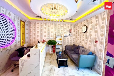Magasin à Dubai, 93 m², № 17737 - photo 2