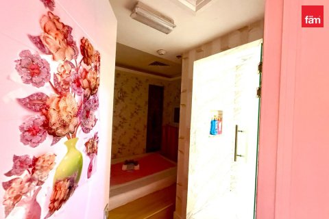 Magasin à Dubai, 93 m², № 17737 - photo 8