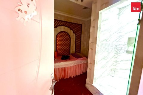 Magasin à Dubai, 93 m², № 17737 - photo 6