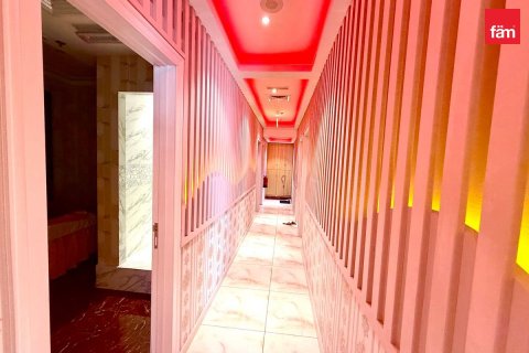 Magasin à Dubai, 93 m², № 17737 - photo 3
