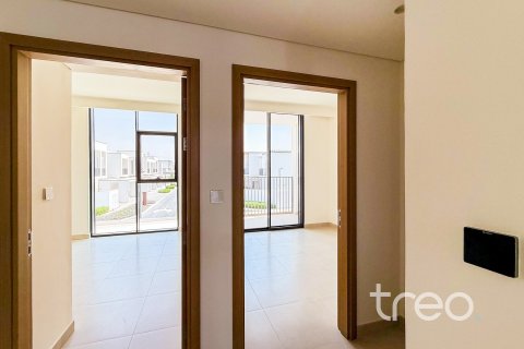 Снять в аренду таунхаус в Arabian Ranches 3, Дубай: 3 спальни, 179.95м², № 120033 - фото 6