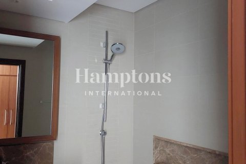 Снять в аренду квартиру в The Hills A, The Hills, Дубай: 2 спальни, 133.78961030м², № 90842 - фото 3