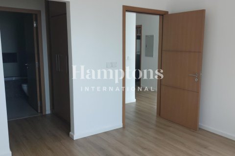 Снять в аренду квартиру в The Hills A, The Hills, Дубай: 1 спальня, 81.94044600м², № 90843 - фото 4