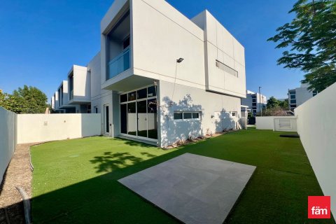 Adosado en Dubai, 3 dormitorios, 281.1 m², № 89312 - foto 4