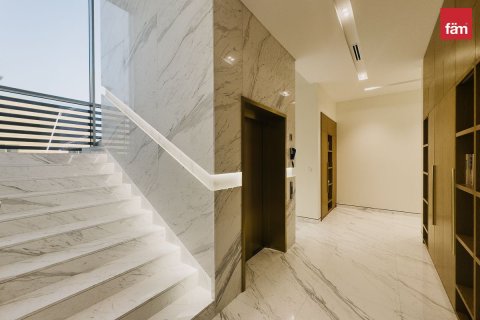 Villa en Dubai, 7 dormitorios, 960 m², № 89306 - foto 16