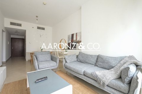 Apartamento en Jumeirah Lake Towers, Dubai, 2 dormitorios, 102 m², № 96538 - foto 3