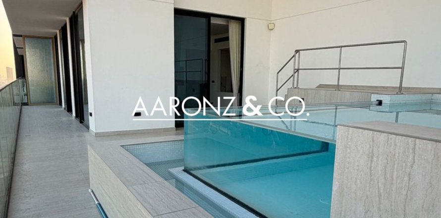 Apartment in Jumeirah Village Circle, Dubai 2 bedrooms, 159 sq.m. № 96537