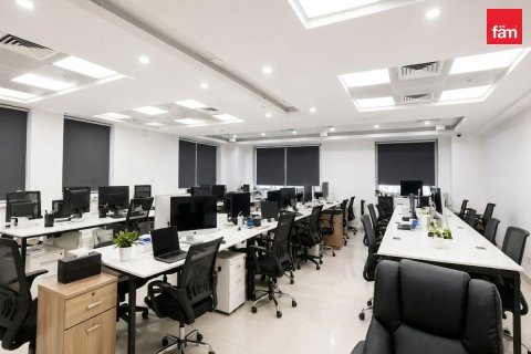Office in Business Bay, Dubai 195.7 sq.m. № 124512