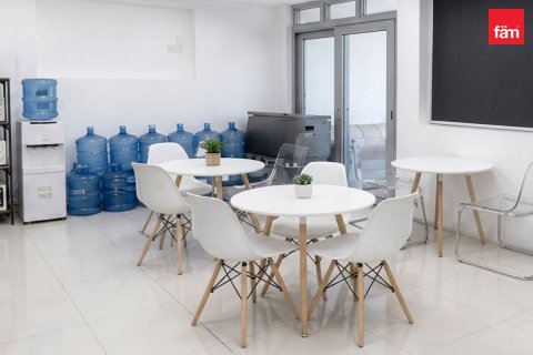 Bureau à Business Bay, Dubai, 195.7 m², № 124512 - photo 7