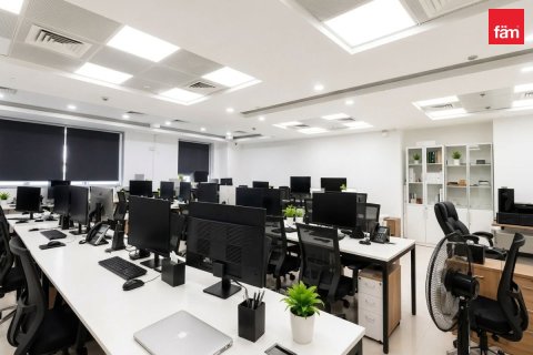 Bureau à Business Bay, Dubai, 195.7 m², № 124512 - photo 2