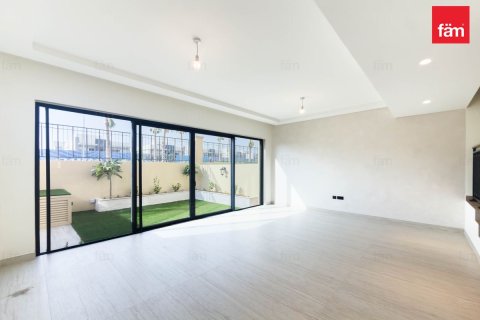 Townhouse in Dubai 4 bedrooms, 144 sq.m. № 124514 - photo 21