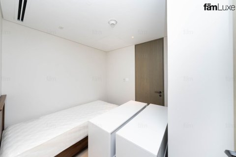 Ático en Dubai, 4 dormitorios, 492.4 m², № 124511 - foto 27