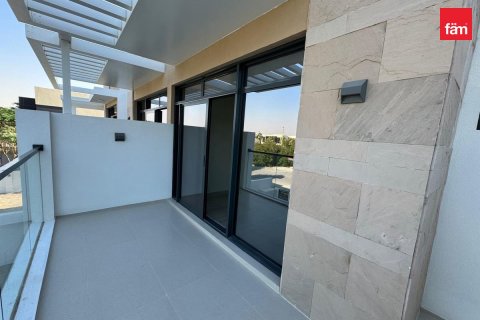 Townhouse in Dubai 4 bedrooms, 179.6 sq.m. № 124404 - photo 10