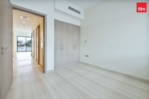 Townhouse in Dubai 4 bedrooms, 179.6 sq.m. № 124404 - photo 8