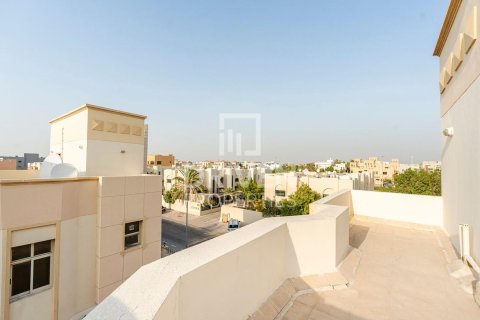 Villa à Mirdif Villas, Mirdif, Dubai, 3 chambres, 195.1 m², № 136600 - photo 22